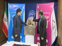 نشان جدید و پوستر جشنواره ملی پایان نامه و کتاب سال دانشجویی رونمایی شد