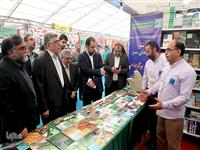 بازدید رییس جهاد دانشگاهی از سی امین نمایشگاه بین المللی کتاب تهران