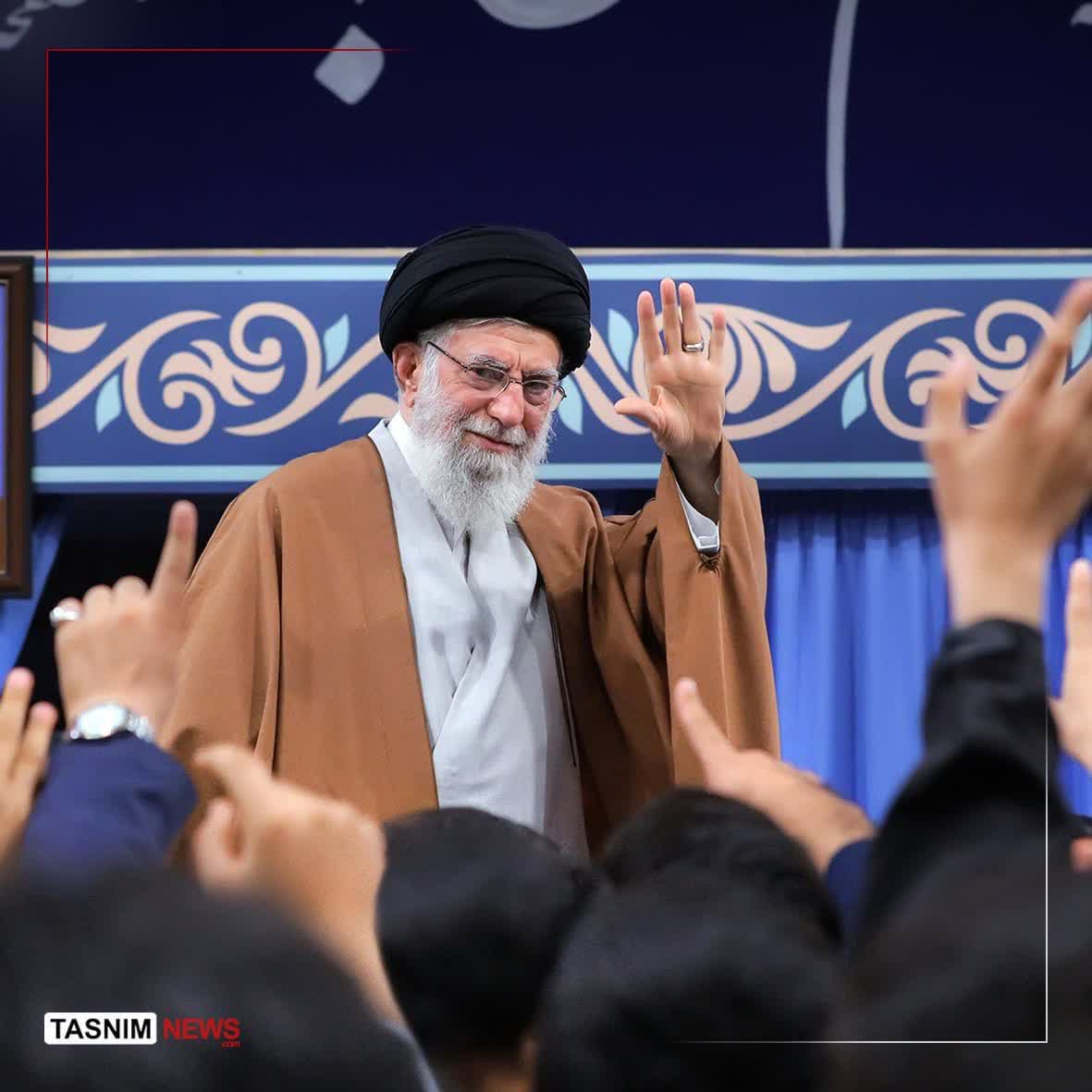 دعوت جهاددانشگاهی از دانشجویان ودانشگاهیان برای حضور باشکوه در مراسم وداع و تشییع رهبر شهید انقلاب اسلامی